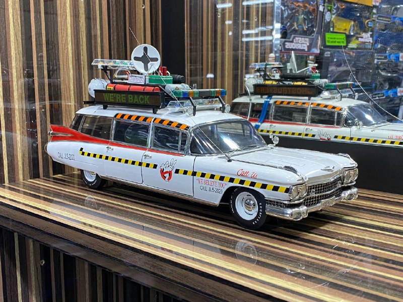 1/18 Ghostbusters II Cadillac ECTO-1A HOT WHEELS Elite Model Car –  dturman.com