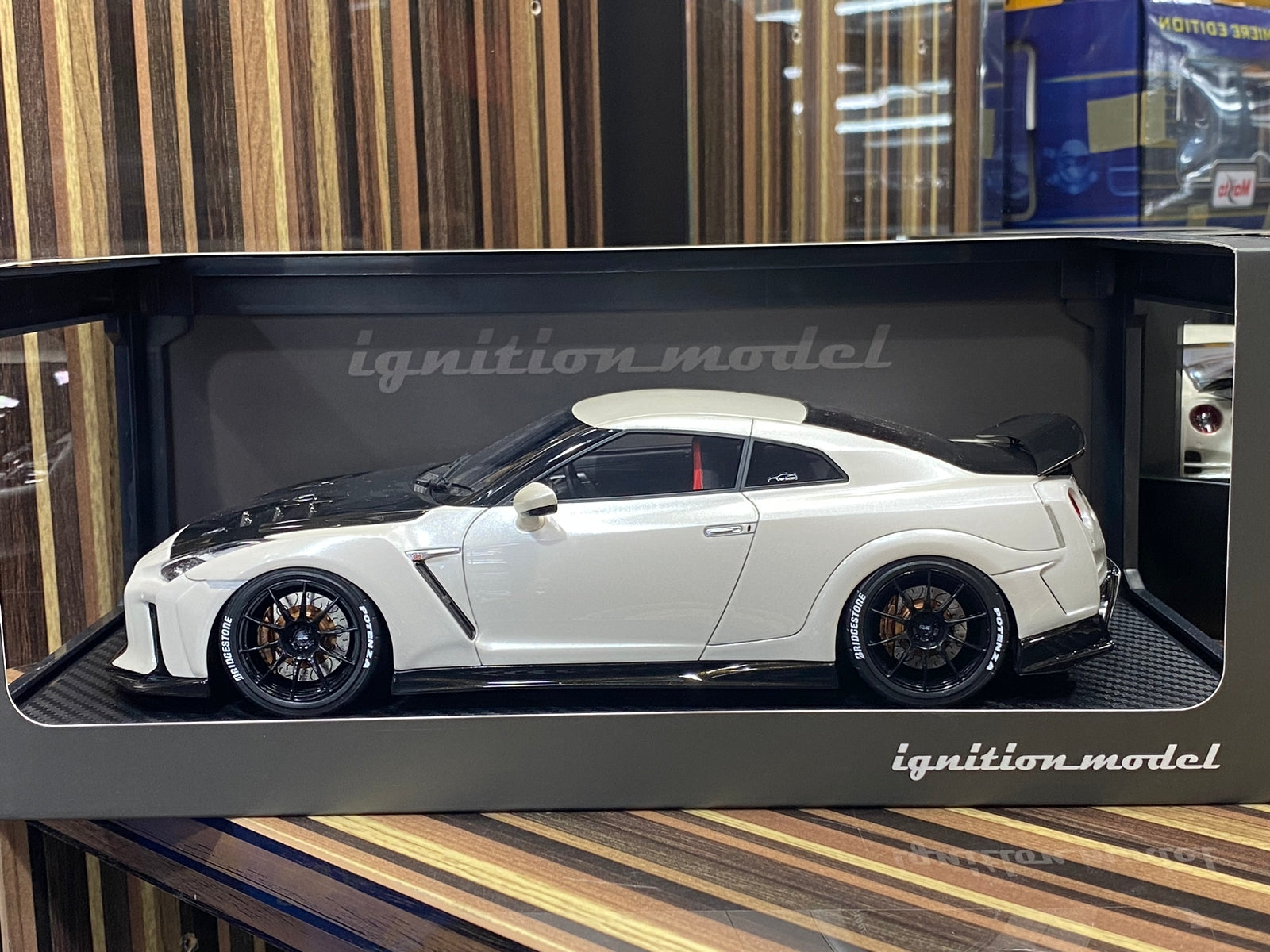 Miniature nissan clearance gtr