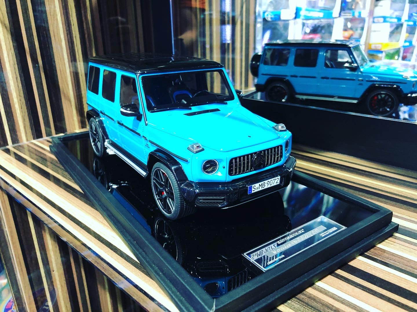 1/18 Mercedes-Benz G-Class G63 AMG W463 V8 Biturbo 2019 Blue MotorHeli –  dturman.com