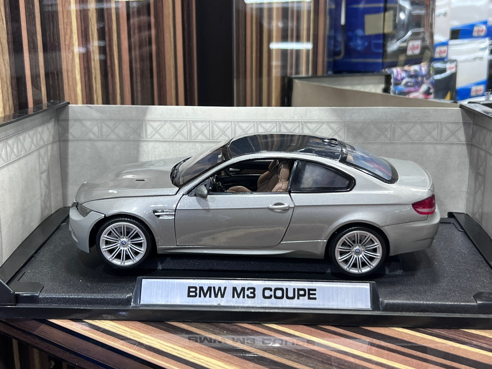 Diecast BMW M3 1/18 Motor Max selling model car