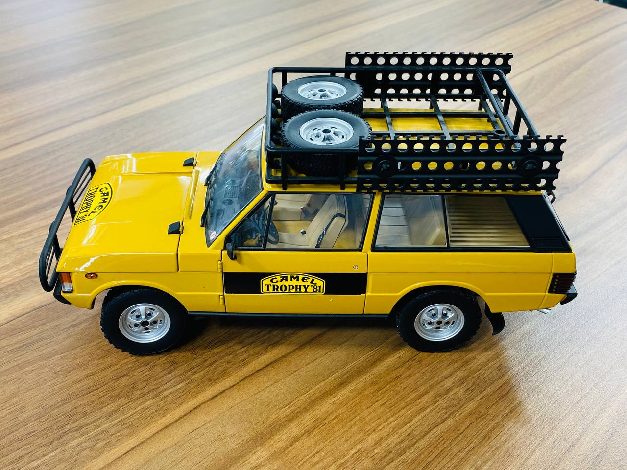 1/18 Diecast Land Rover Range Rover "Camel Trophy Sumatra 1981" Yellow Almost Real Scale Model Car