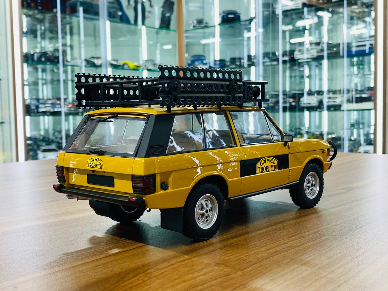 1/18 Diecast Land Rover Range Rover "Camel Trophy Sumatra 1981" Yellow Almost Real Scale Model Car