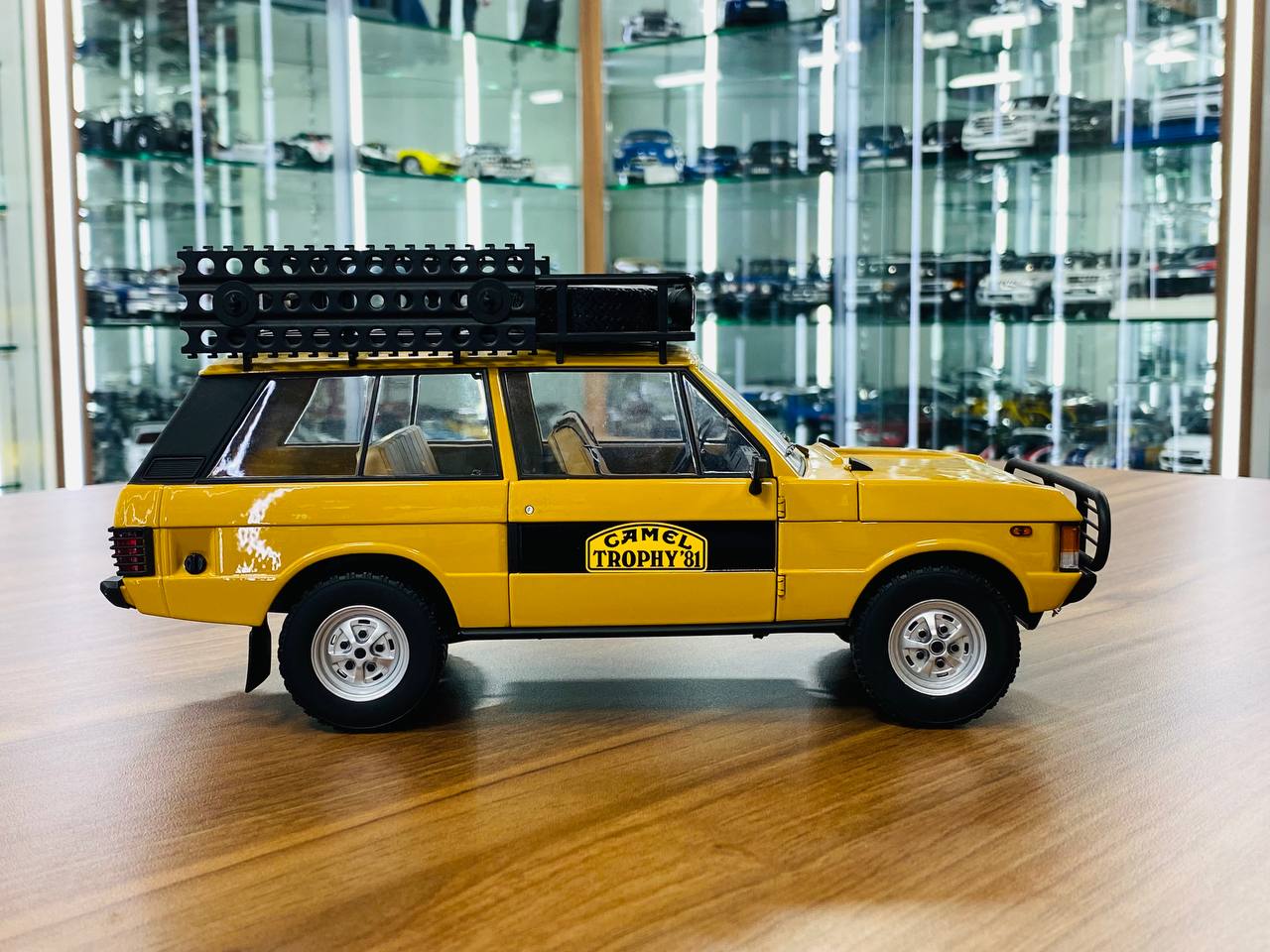 1/18 Diecast Land Rover Range Rover "Camel Trophy Sumatra 1981" Yellow Almost Real Scale Model Car