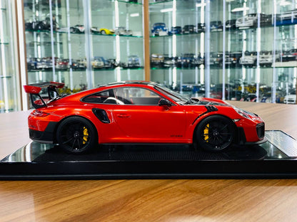 1/18 Resin Dino Porsche 911 GT2 RS - Lava Orange (Limited Edition 01/10)