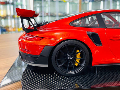 1/18 Resin Dino Porsche 911 GT2 RS - Lava Orange (Limited Edition 01/10)