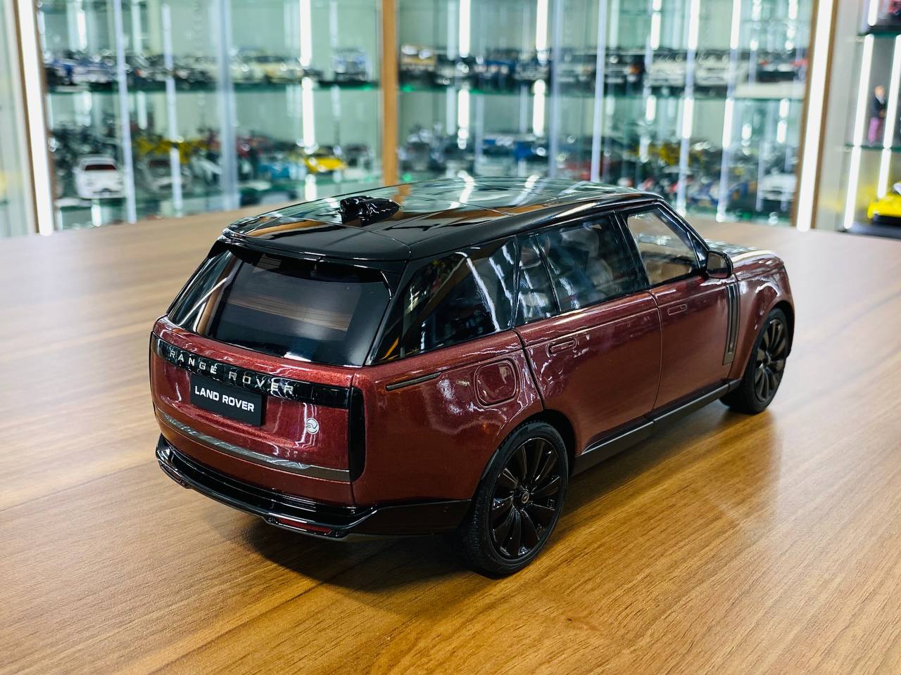 1/18 Diecast Full Opening - LCD Land Rover Range Rover SV 2022 (Red)