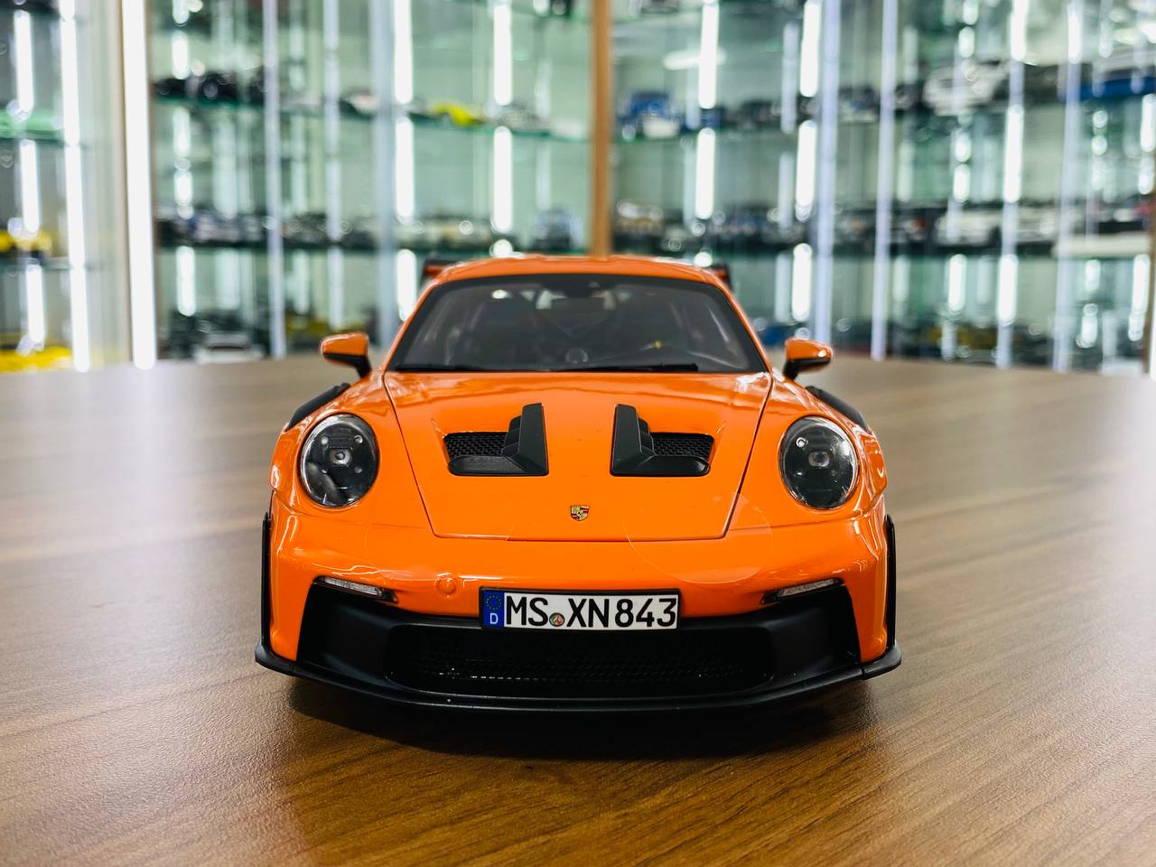 1/18 Norev Porsche 911 GT3 RS (2022) -  Gulf Orange