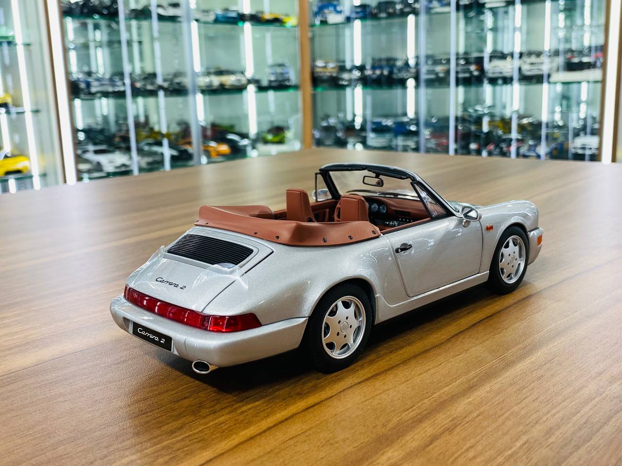 1/18 diecast Norev Porsche 911 Carrera 2 Cabriolet 1990 Limited 300 Silver