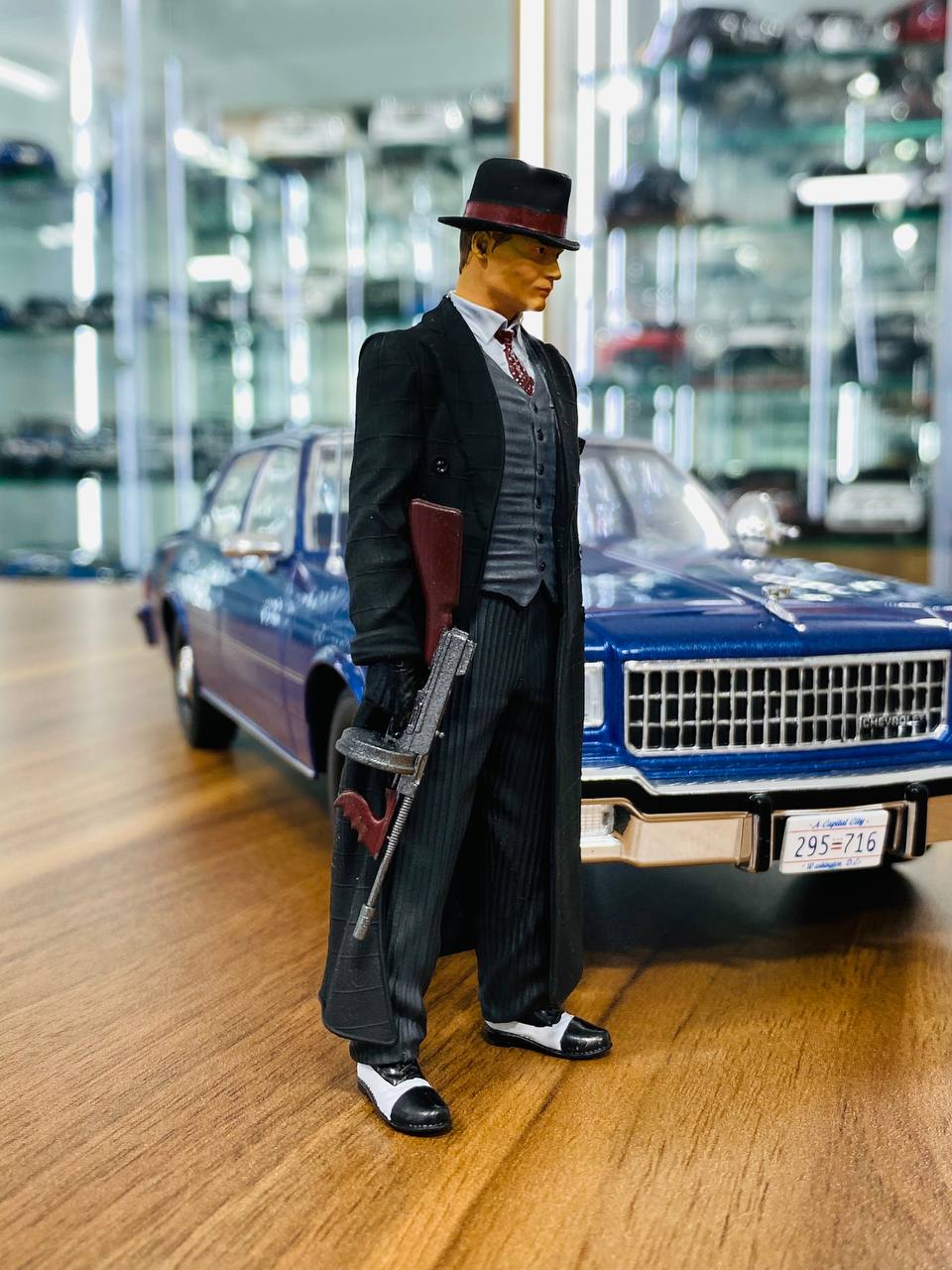 1/18 Scale Figure (Hand Made / Painted) Chicago Gangster John Sixth 1930