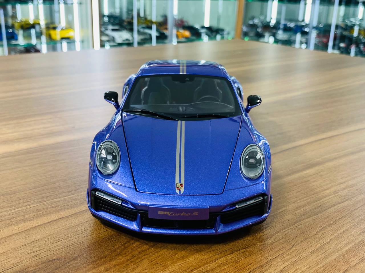 1/18 Diecast Minichamps Porsche 911 Turbo S Coupe Sport Design 2021 –  dturman.com