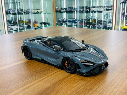 HDP McLaren 765 LT - 1/18 Diecast, Ceramic Grey, Limited to 600 Pieces