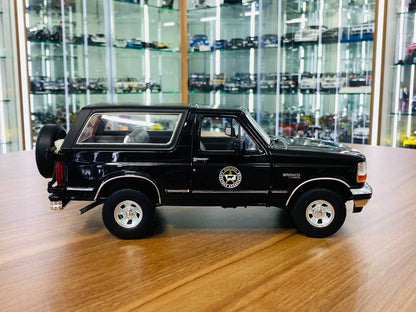 GreenLight Ford Bronco 1992 (Yellowstone) - 1/18 Diecast, Black