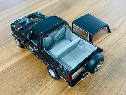 GreenLight Ford Bronco 1992 (Yellowstone) - 1/18 Diecast, Black