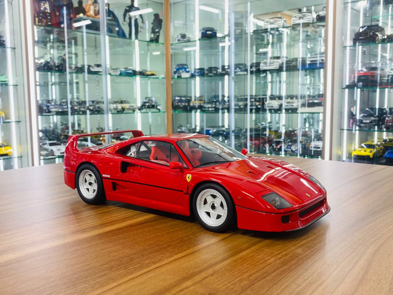 1/12 Metal Diecast - Ferrari F40 Red model car by Norev