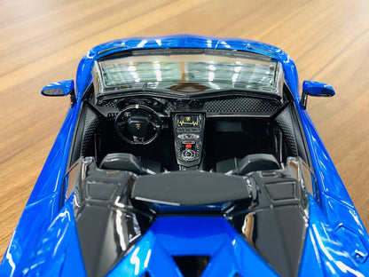 1/18 Resin Lamborghini Aventador Ultimae Roadster Blue by MR