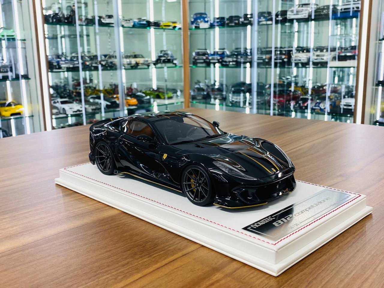 Davis & Giovanni Ferrari 812 Competizione Novitec | 1/18 Resin Black Metallic with Gold Accents, Limited to 20 Pieces