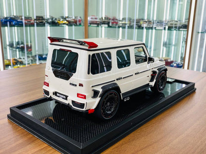 MotorHelix Mercedes-Benz Brabus 900 Rocket Resin Model - Pearl White / Carbon | 1/18