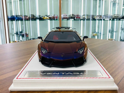 Davis & Giovanni Lamborghini Aventador Novitec Torado Resin Model - Chameleon Blue | 1/18 Scale