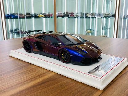 Davis & Giovanni Lamborghini Aventador Novitec Torado Resin Model - Chameleon Blue | 1/18 Scale