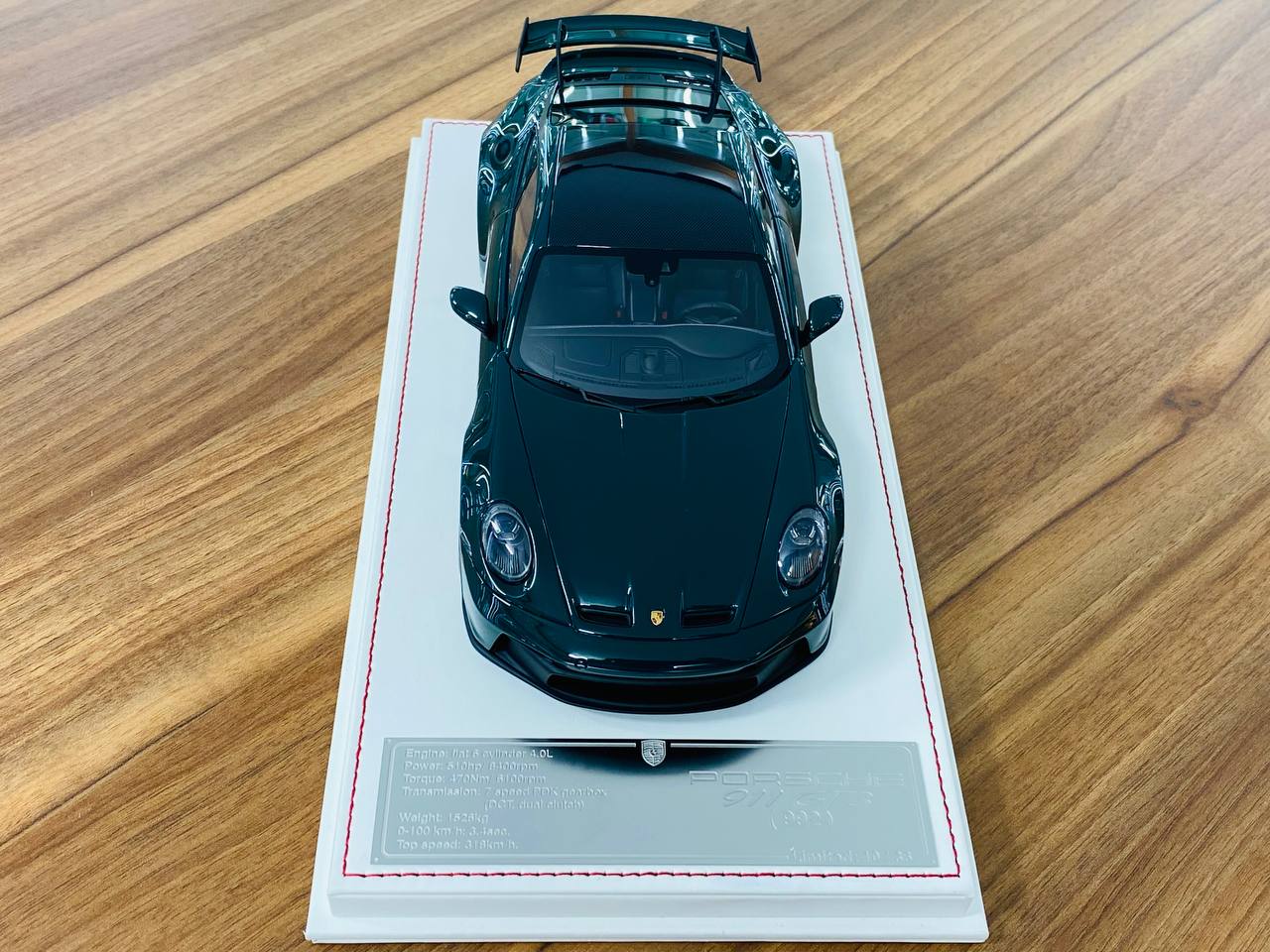 Davis & Giovanni Porsche 911 GT3 (992) Resin Model - Dark Green | 1/18 Scale