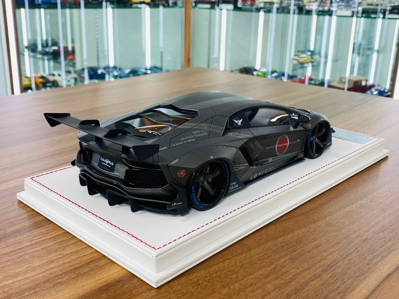 Davis & Giovanni Lamborghini Aventador 2.0 LB Performance Resin Model –  dturman.com