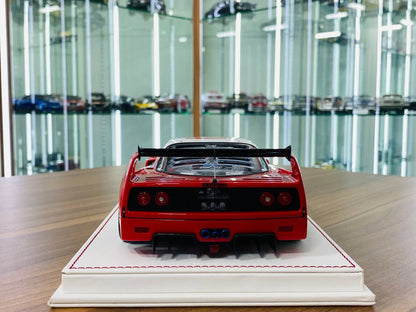 Davis & Giovanni Ferrari F40 Compattizione Resin Model - Marlboro | 1/18