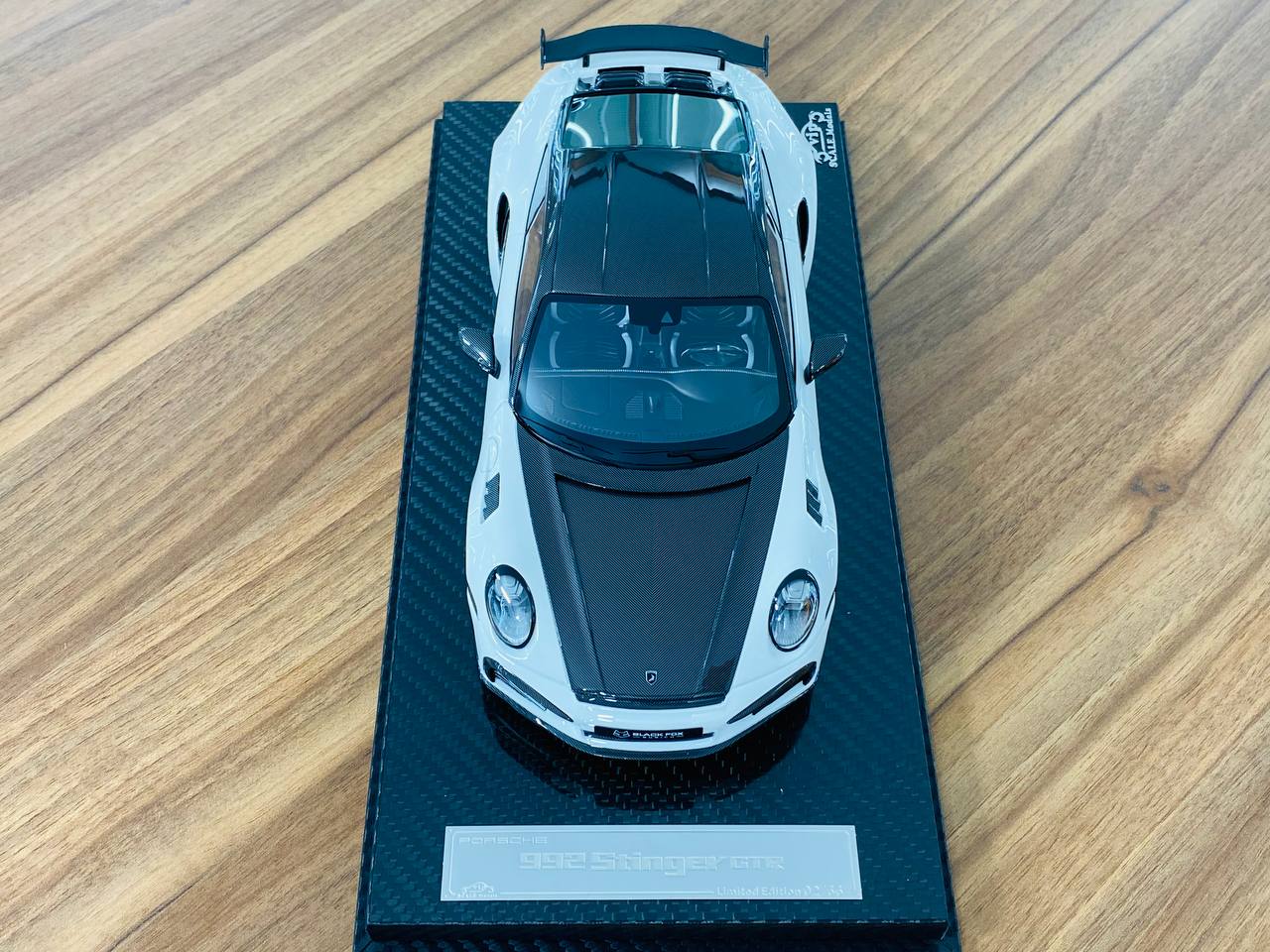 VIP Model Porsche 992 Stinger GTR Resin Model - White/Carbon | 1/18 Scale