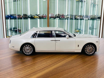 KengFai Rolls Royce Phantom VIII Diecast Model - White | 1/18 Scale, All Opening