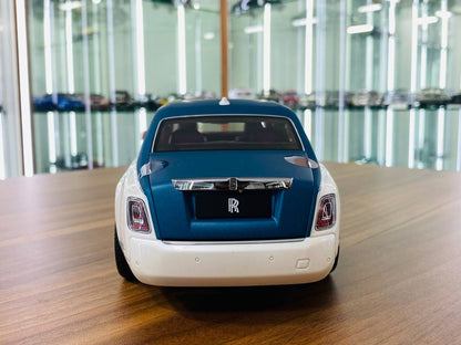 KengFai Rolls Royce Phantom VIII Diecast Model - White/Blue | 1/18 Scale, All Opening