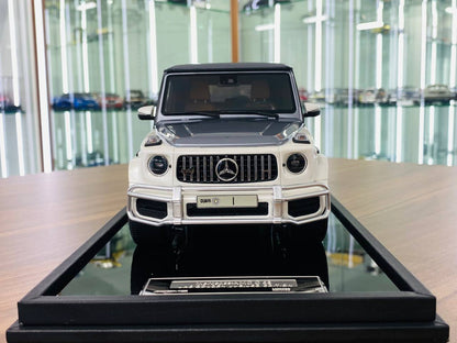 Exclusive Mercedes-Benz AMG G-63 UAE Golden Jubilee Edition Model Car Motor Helix