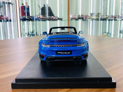 1/18 Resin Model - GT Spirit Porsche 911 Turbo S 992 Convertible Blue