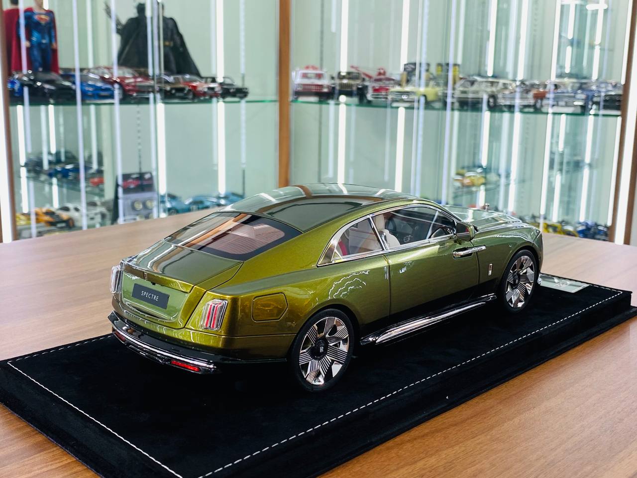 1/18 Resin Model - H&H Rolls Royce Spectre in Chartreuse, Limited to 50 Pieces