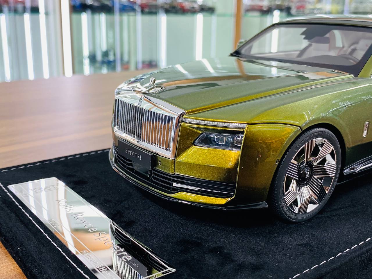 1/18 Resin Model - H&H Rolls Royce Spectre in Chartreuse, Limited to 50 Pieces