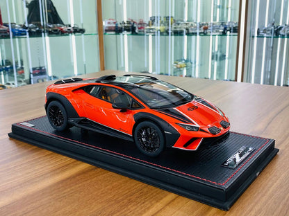 1/18 Resin Model - MR Collection Lamborghini Huracan Sterrato