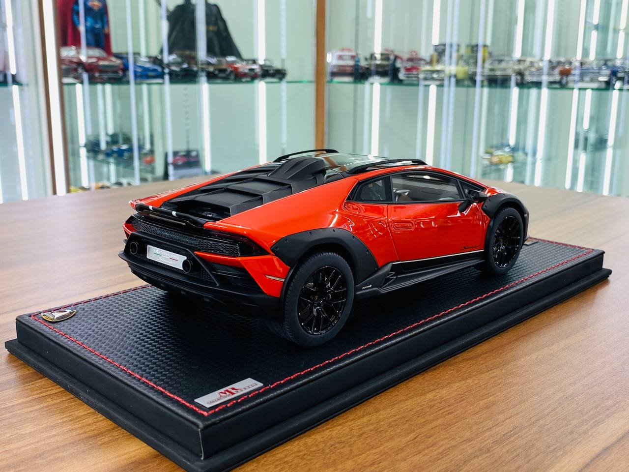 1/18 Resin Model - MR Collection Lamborghini Huracan Sterrato