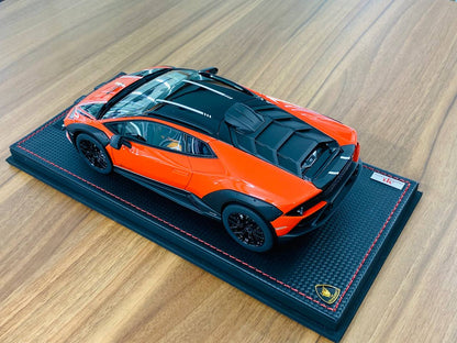 1/18 Resin Model - MR Collection Lamborghini Huracan Sterrato