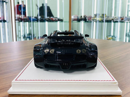 1/18 Davis & Giovanni Bugatti Vincero Mansory Glossy Carbon fiber Limited Edition