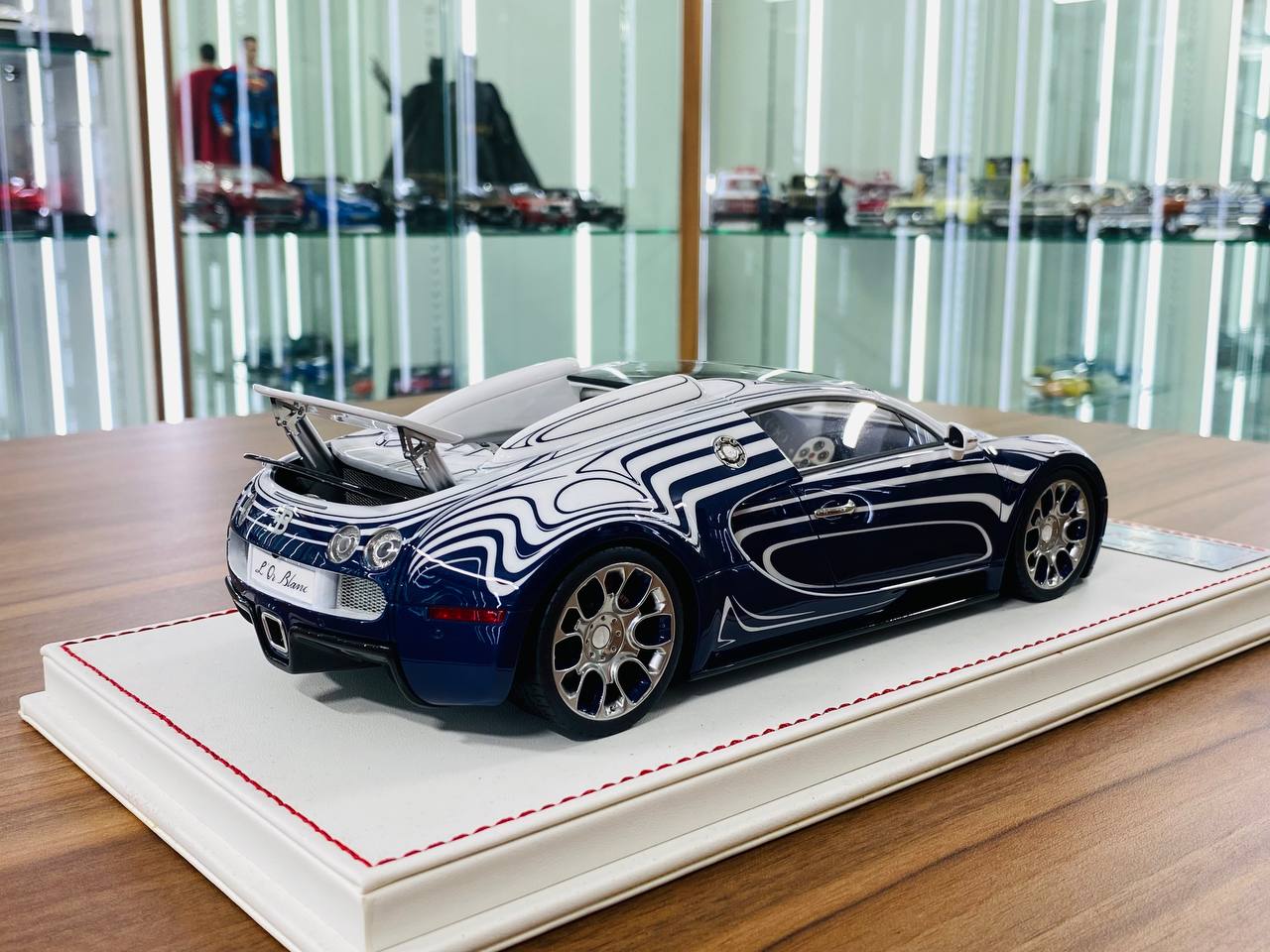 1/18 Resin Davis & Giovanni Bugatti VEYRON Grand Sport  Limited- 99 pcs