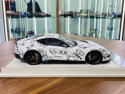 1/18 Resin Model - Davis & Giovanni Ferrari 812 Superfast in Matt White with KAWS Graphic, Limited to 36 Pcs