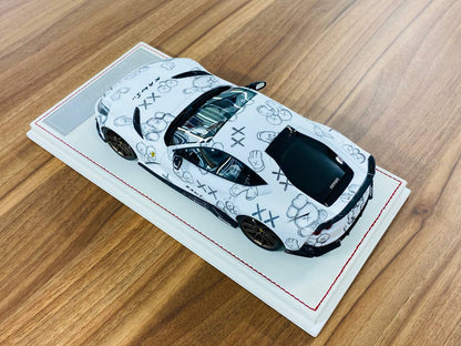 1/18 Resin Model - Davis & Giovanni Ferrari 812 Superfast in Matt White with KAWS Graphic, Limited to 36 Pcs