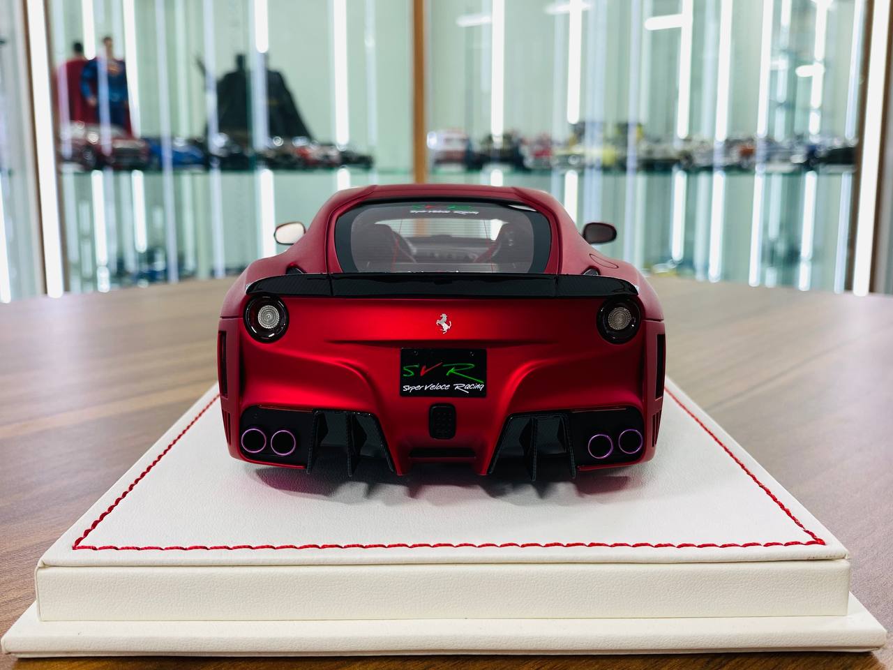 1/18 Resin Model - Davis & Giovanni Ferrari F12 Berlinetta in Matt Chrome Red, 01/01 Limited Edition