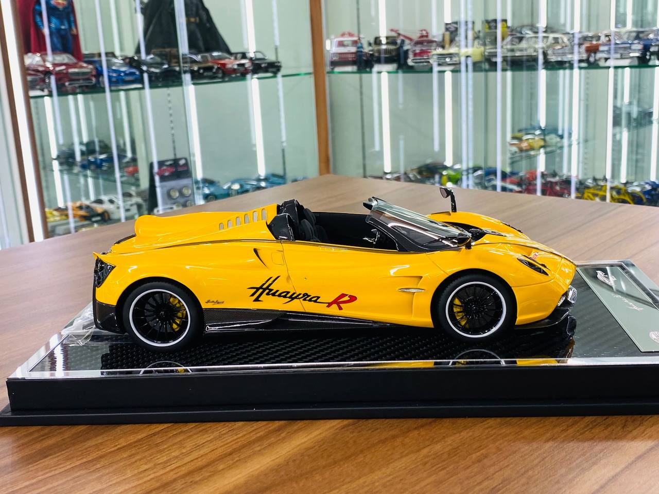 1/18 Resin Model - YY Model Pagani Huayra R BC in Yellow, Limited to 20 Pieces