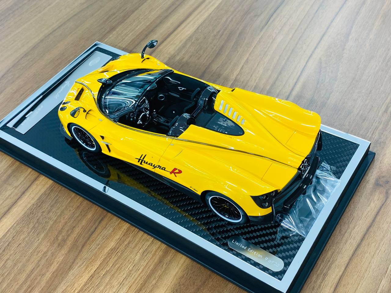 1/18 Resin Model - YY Model Pagani Huayra R BC in Yellow, Limited to 20 Pieces