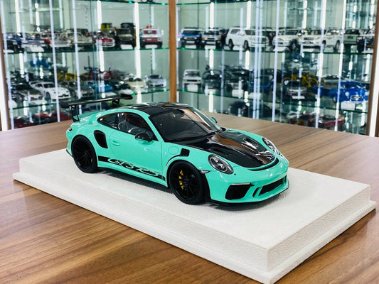 1/18 Resin Make Up Limited Edition Porsche 911 GT3 RS (2018) in Mint Green