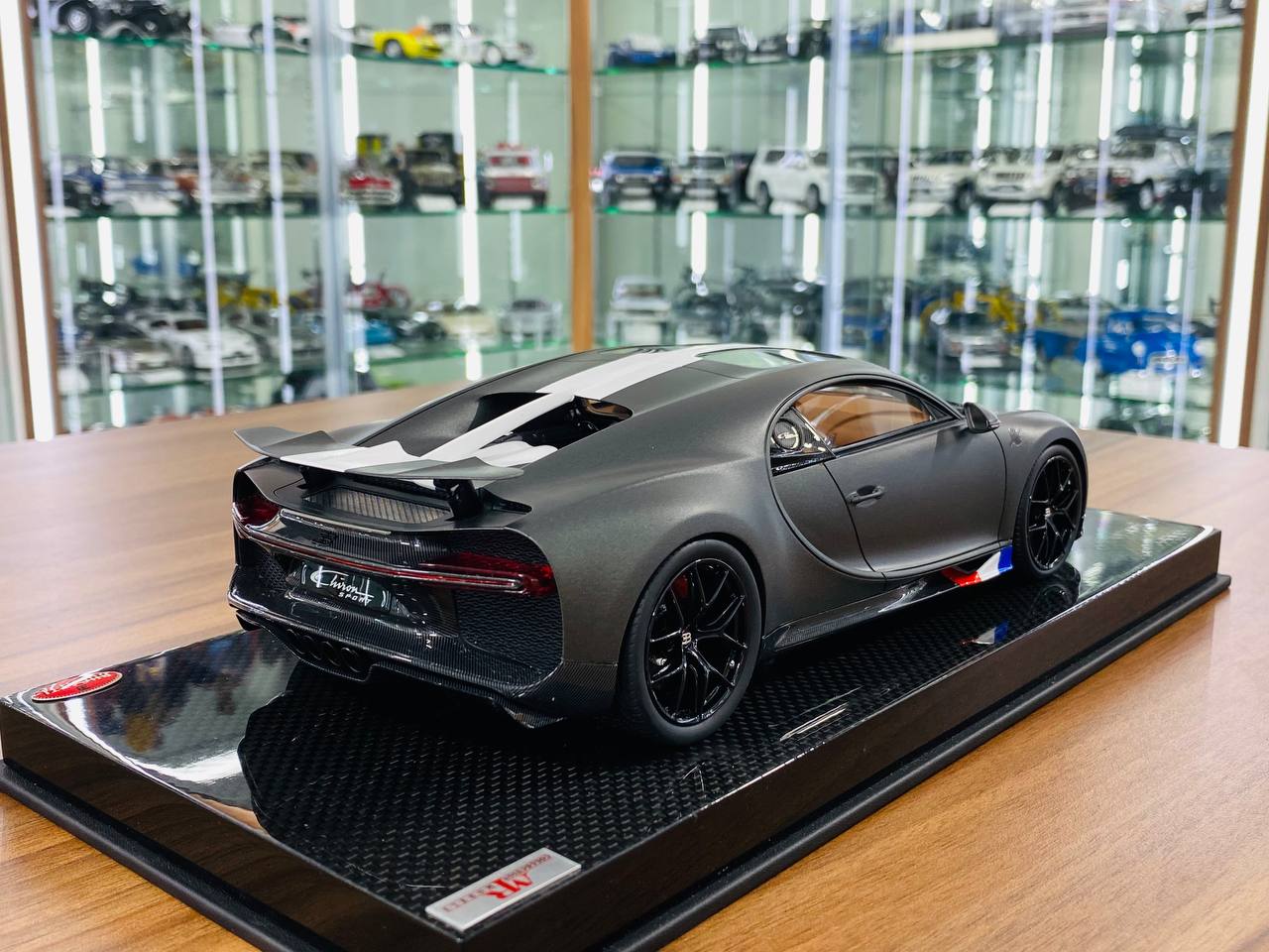 1/18 Resin - MR Collection Bugatti Chiron Sport in Matt Grey/White, Limited to 149 Pcs