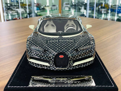 1/18 Resin - H&H Bugatti Chiron Sport LOUIS VUITTON in Fashion Style III LV Decal, Limited to 30 Pcs