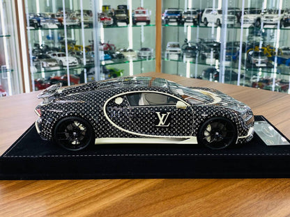 1/18 Resin - H&H Bugatti Chiron Sport LOUIS VUITTON in Fashion Style III LV Decal, Limited to 30 Pcs