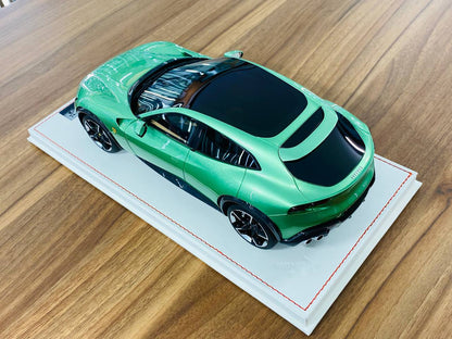 1/18 Resin Model - Runner Ferrari Purosangue in Pearl Green, Limited to 50 Pcs