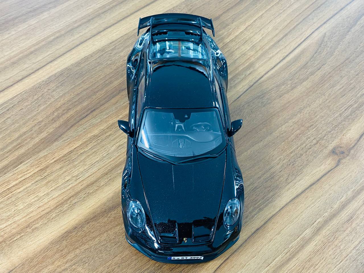 1/18 Diecast Full opening  Maisto Porsche 911 GT3 black