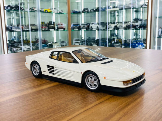 1/18 Ferrari Testarossa 1984 White by KK-Scale